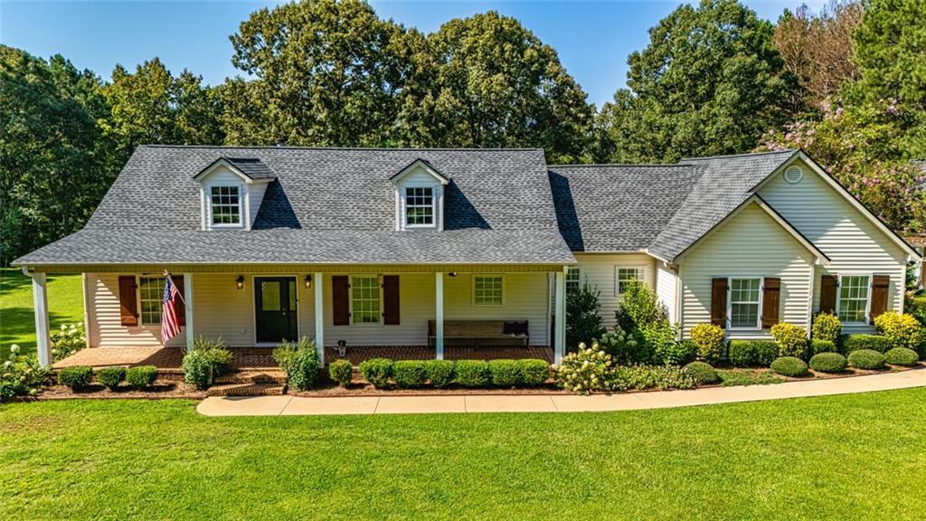 696 State Rte 18, Barnesville, GA 30204