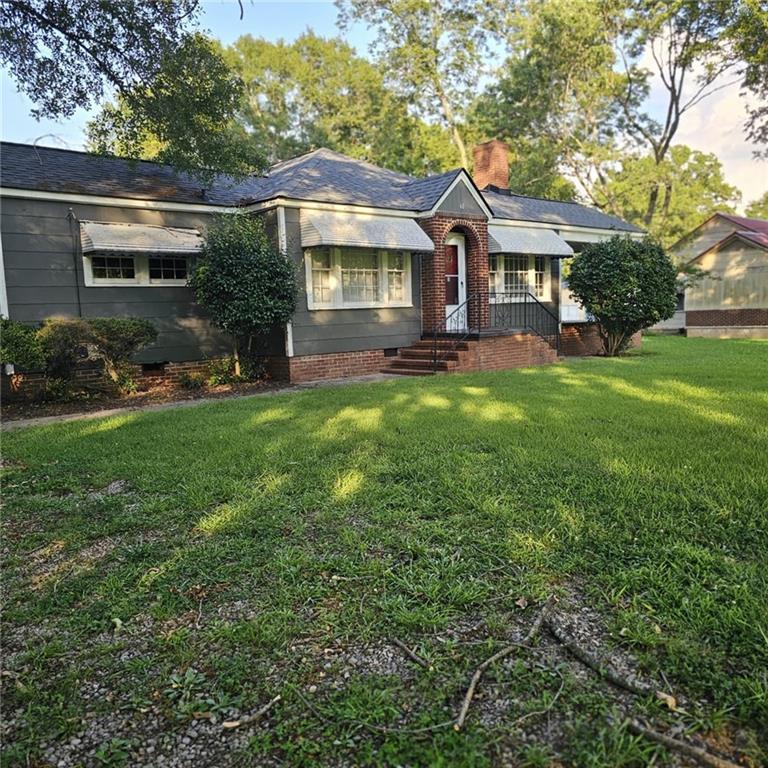 60 N East Main St., Hampton, GA 30228