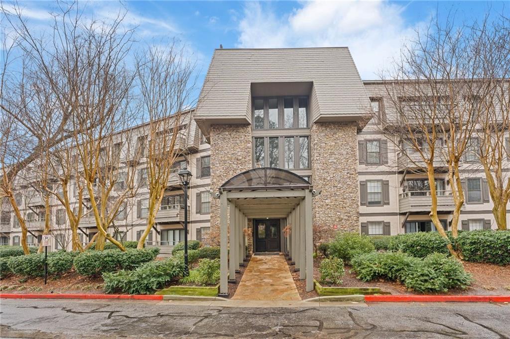 1216 Highland Bluff Dr. #216, Atlanta, GA 30339