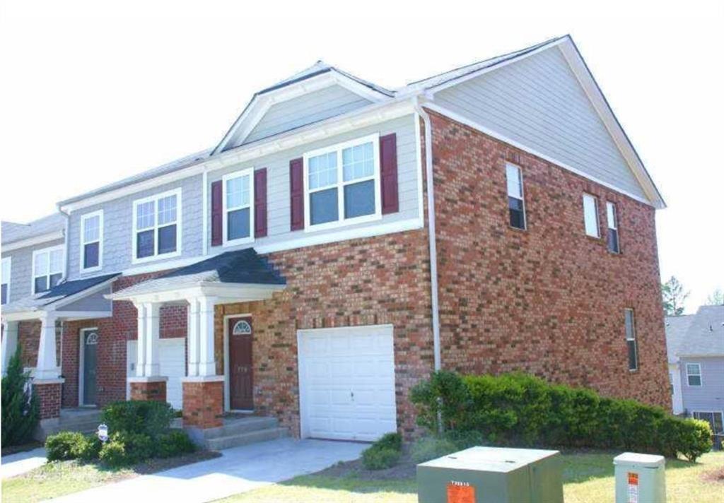 776 Arbor Gate Ln., Lawrenceville, GA 30044