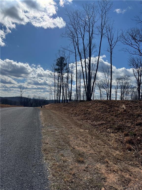 279 Highgrove Dr., Talking Rock, GA 30175