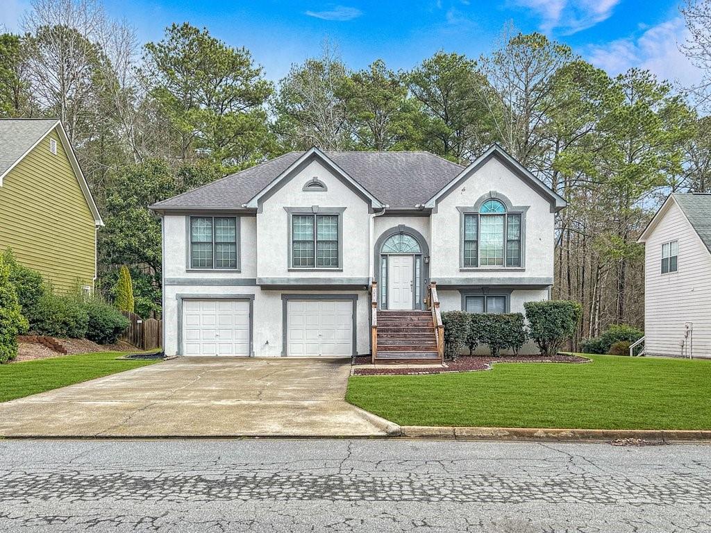 7138 Big Woods Dr., Woodstock, GA 30189
