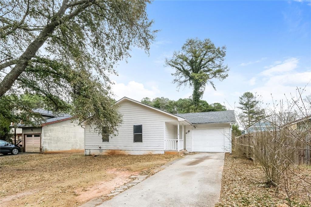 6368 Steepleridge Ct., Riverdale, GA 30296