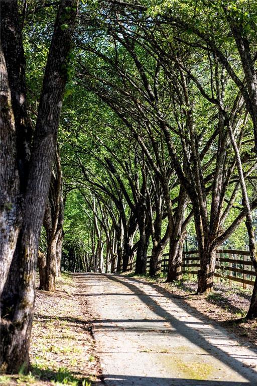 143 Swanson Rd., Fayetteville, GA 30214