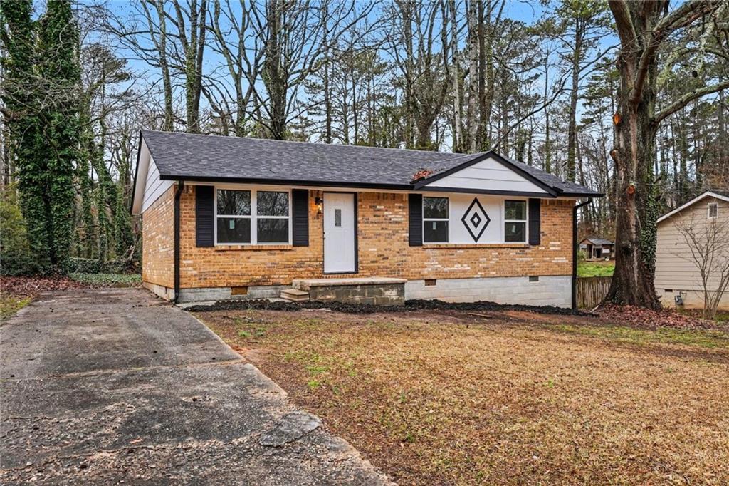 8355 Dunellen Ln., Jonesboro, GA 30238