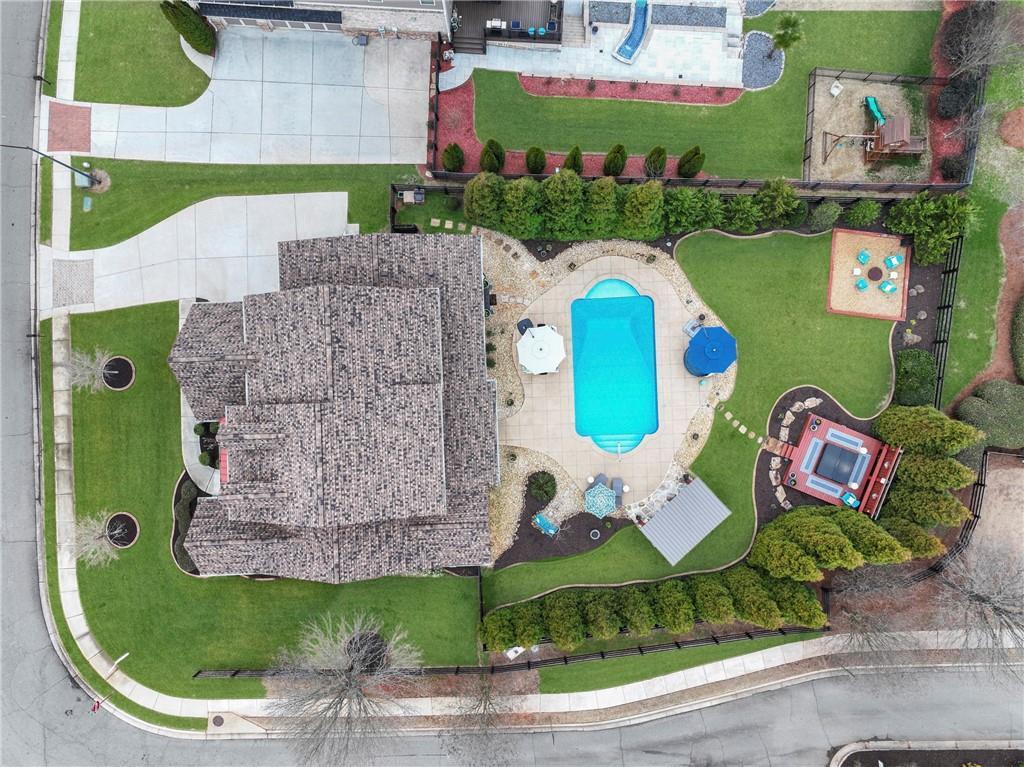 218 Millstone Pkwy., Woodstock, GA 30188