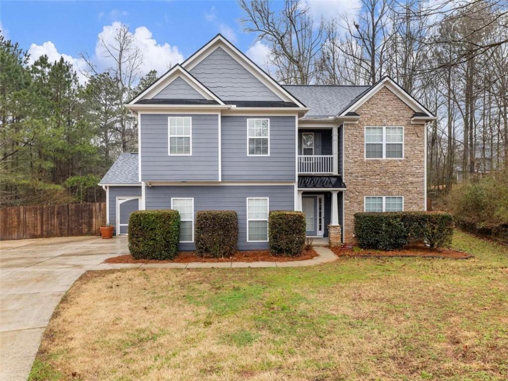 439 Vinings Ct., Winder, GA 30680