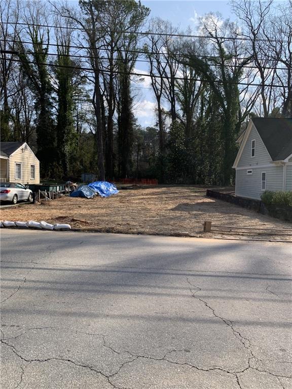 1666 North Ave., Atlanta, GA 30318