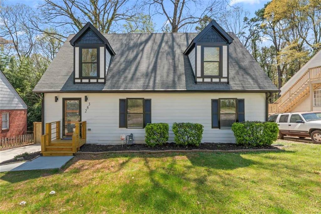 382 Deckner Ave., Atlanta, GA 30310