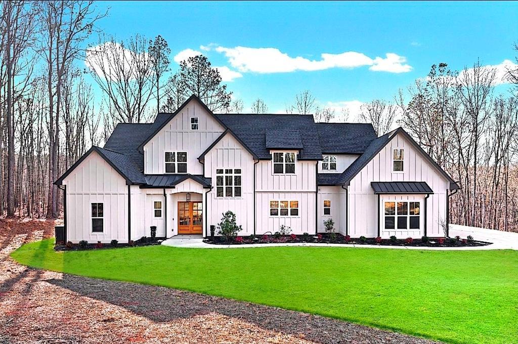 5567 Tyree Rd., Winston, GA 30187