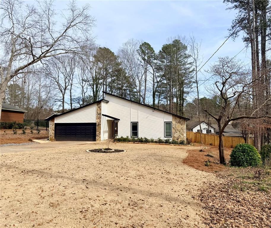 1366 Gray Rock Dr., Marietta, GA 30066