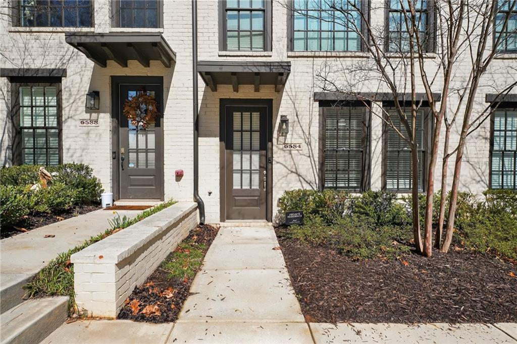 6584 Aria Village Dr., Atlanta, GA 30328