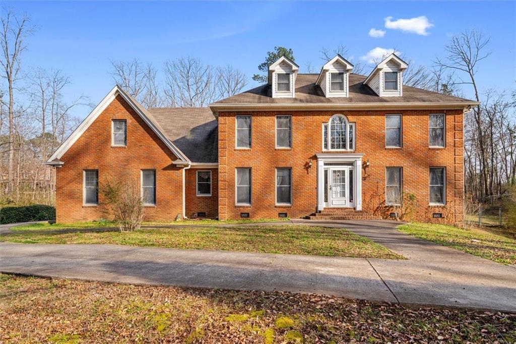 1444 Thrasher Dr., Dalton, GA 30721