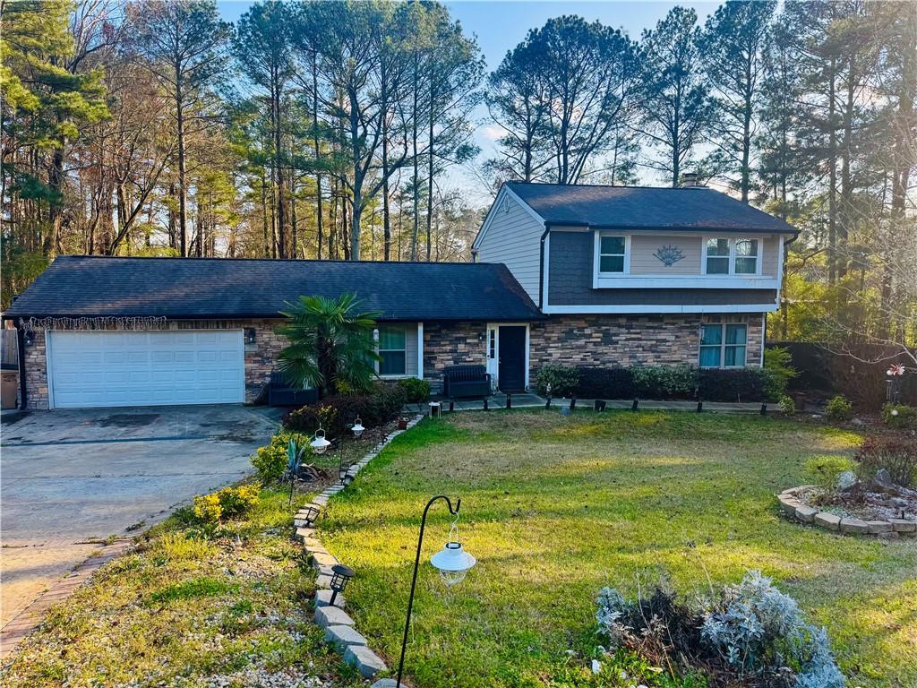 7423 Chilton Ln., Riverdale, GA 30296