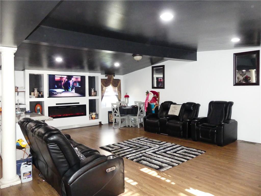 3939 Laurens Ln., Snellville, GA 30039