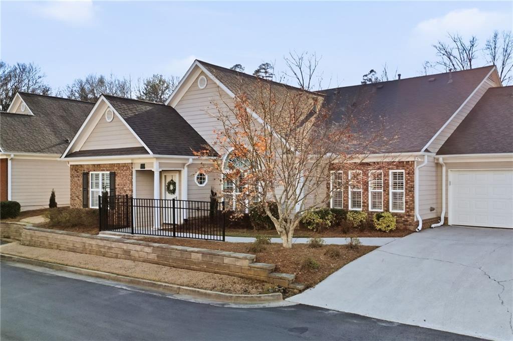 226 Hames Rd. #330, Woodstock, GA 30188