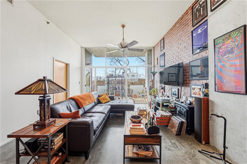 130 Arizona Ave #305, Atlanta, GA 30307