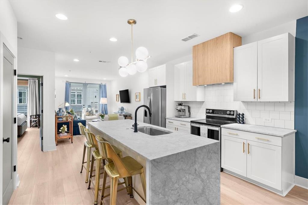 32 Becker Pl., Atlanta, GA 30307