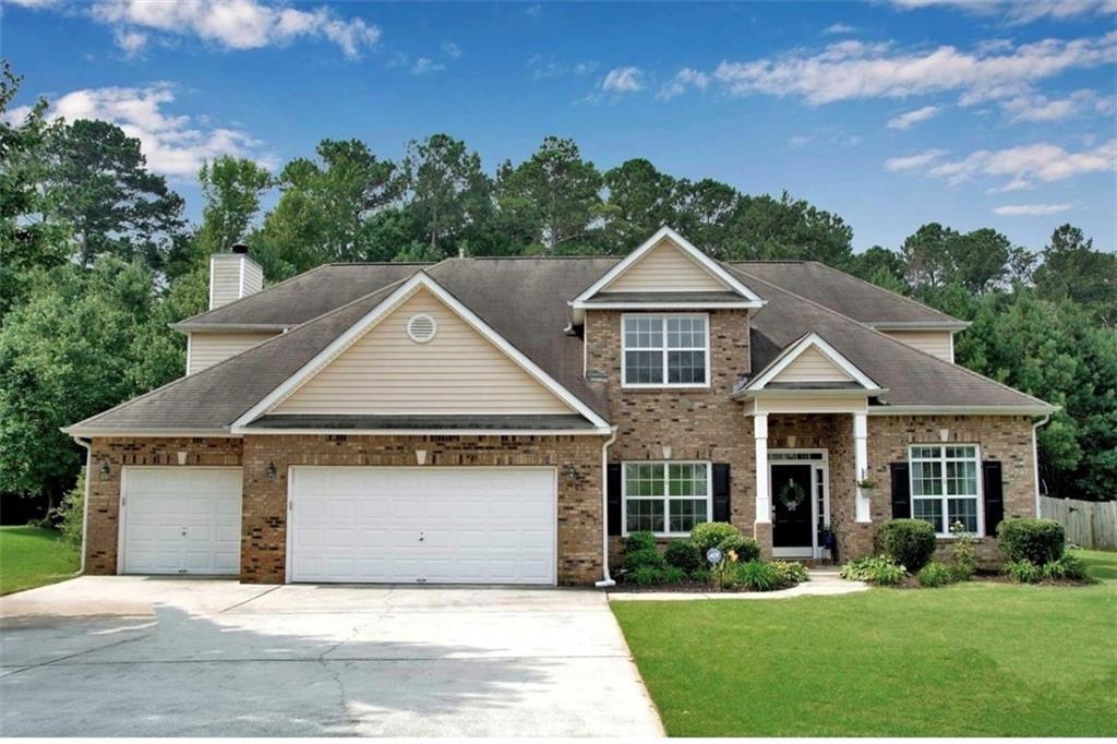 417 Ryoaks Dr., Hampton, GA 30228