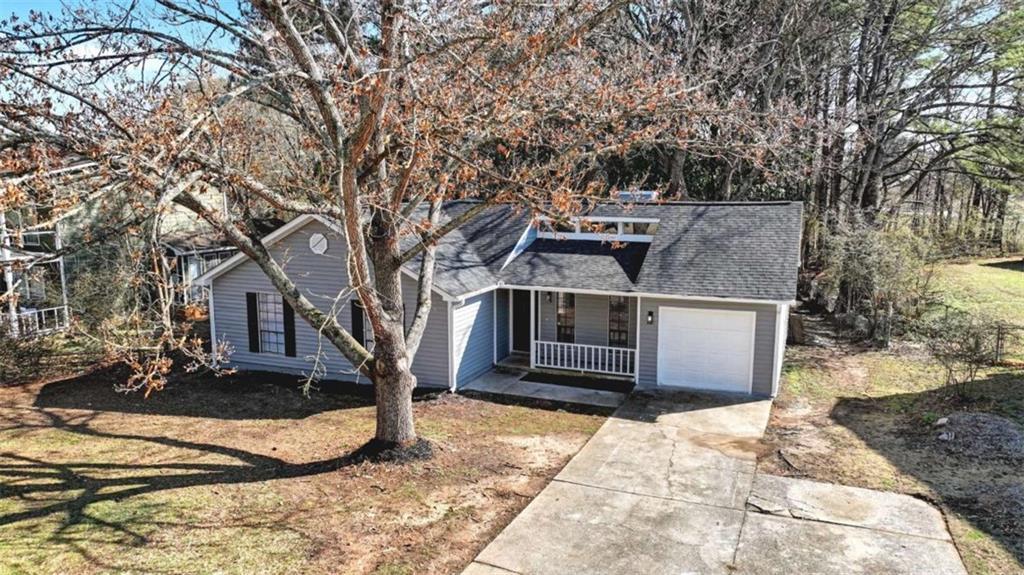17 Rivercrest Dr., Riverdale, GA 30274