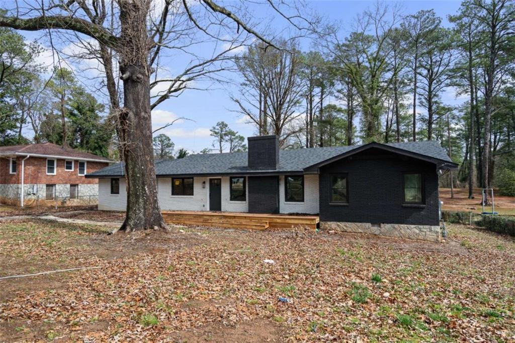 1971 Honeysuckle Ln., Atlanta, GA 30311