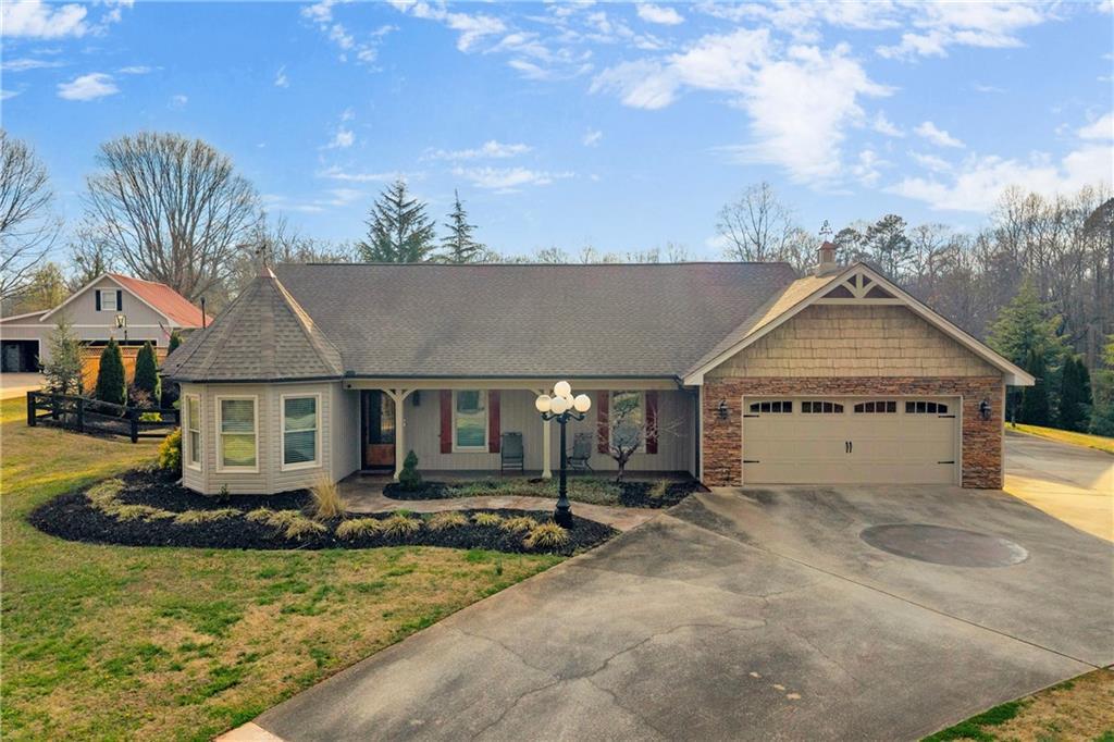 3917 Kilgore Falls Dr., Gainesville, GA 30507