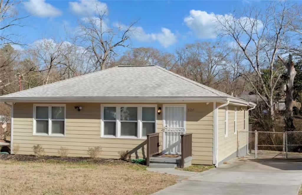 326 Camfield Ct., Atlanta, GA 30310