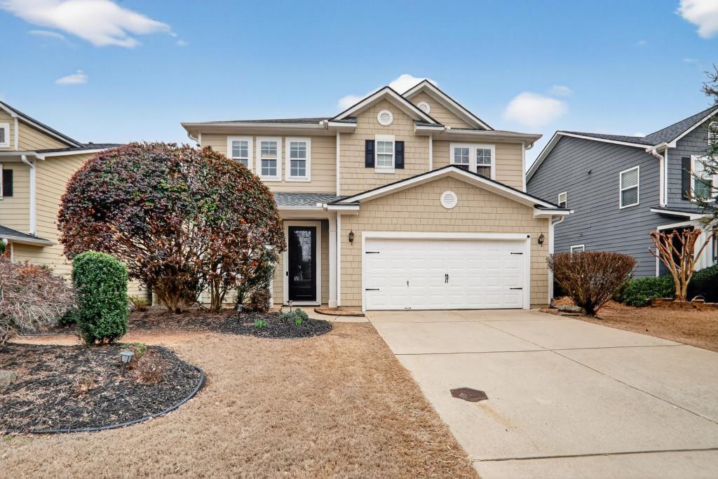 167 Parkmont Ln., Dallas, GA 30132