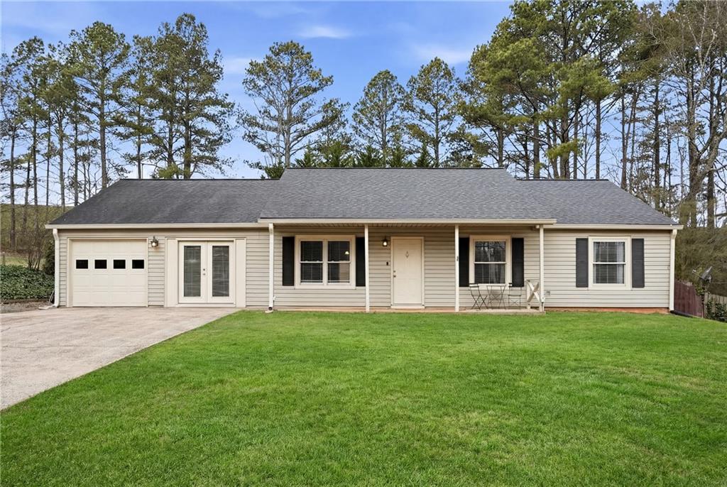 165 Riverchase Dr., Woodstock, GA 30188