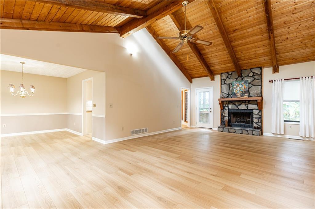 2261 Ravenwood Tr., Marietta, GA 30066