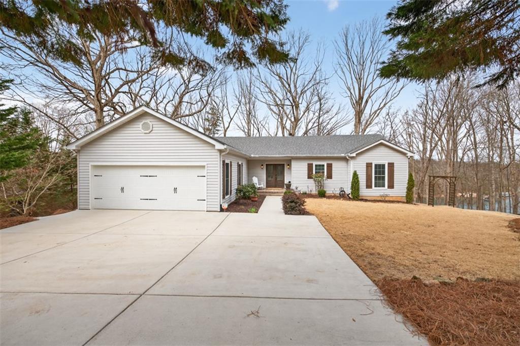 7223 Flowery Branch Rd., Cumming, GA 30041