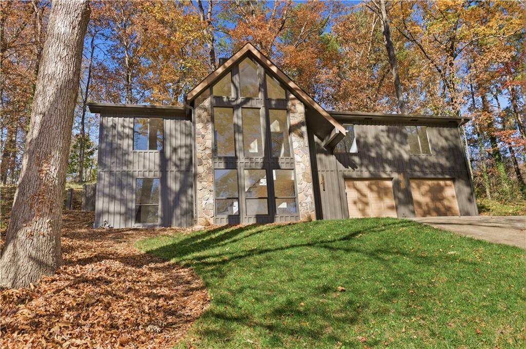 475 Ramsdale Dr., Roswell, GA 30075