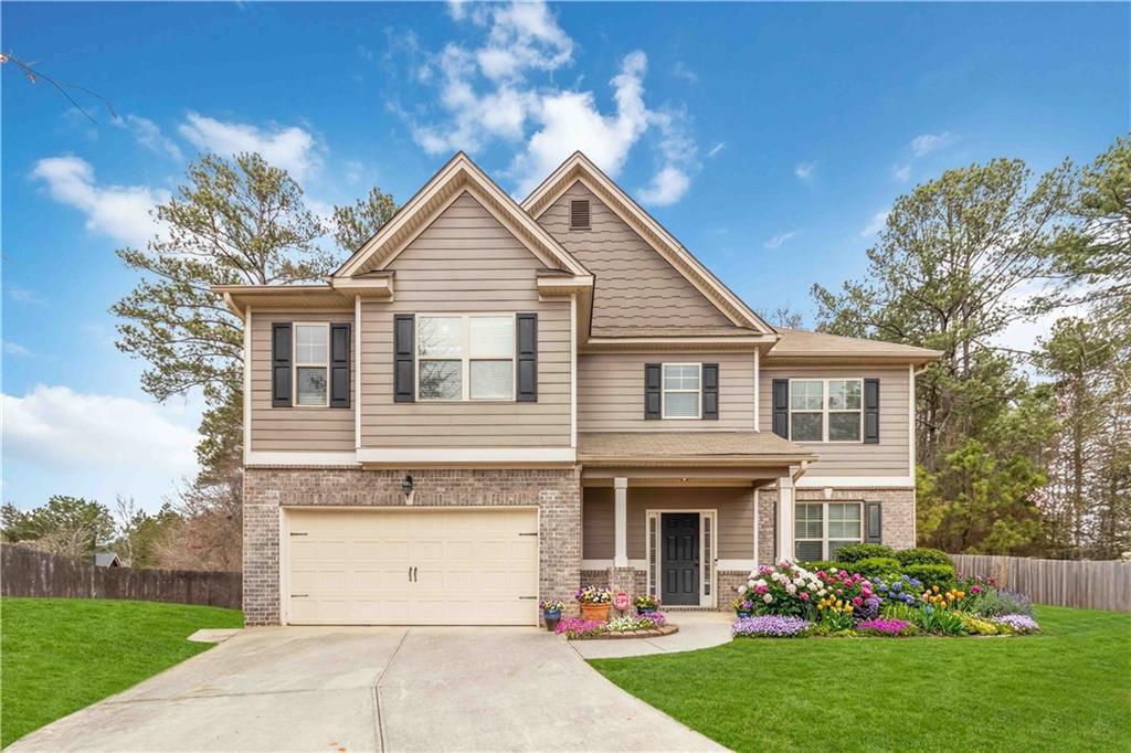 2321 Willow Shade Ln., Loganville, GA 30052