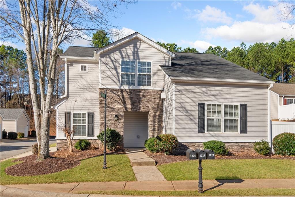 1222 W Oaks Way, Woodstock, GA 30188