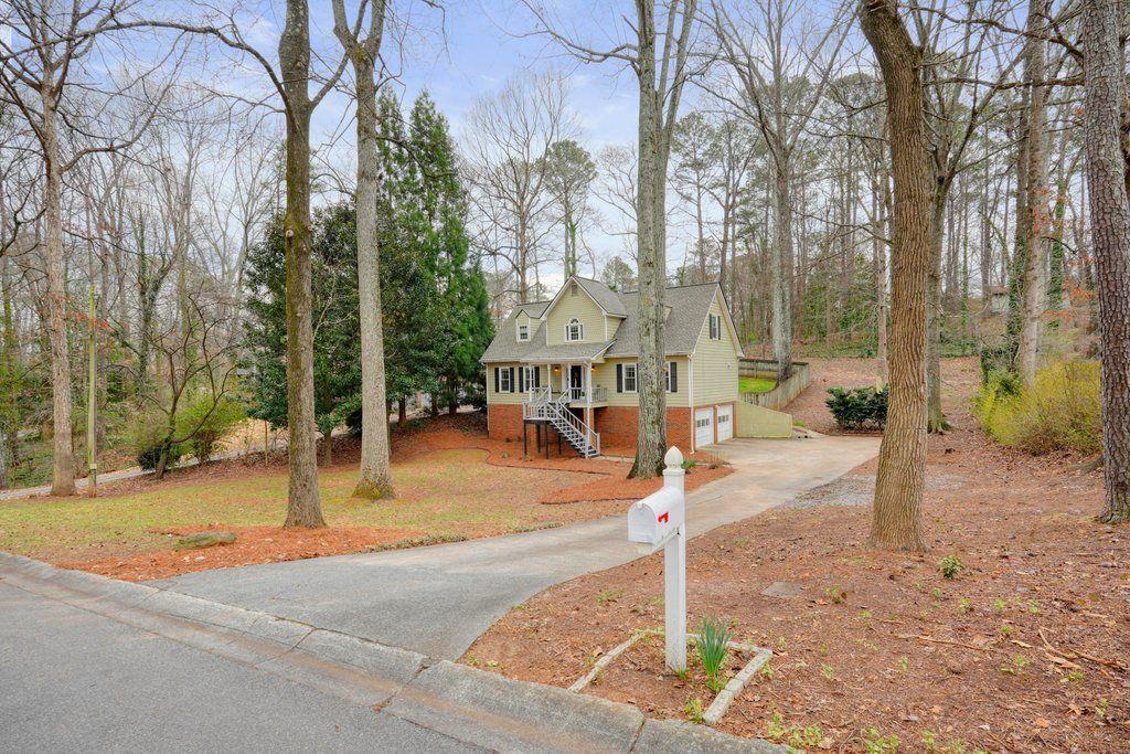 2922 Cobb St., Marietta, GA 30068
