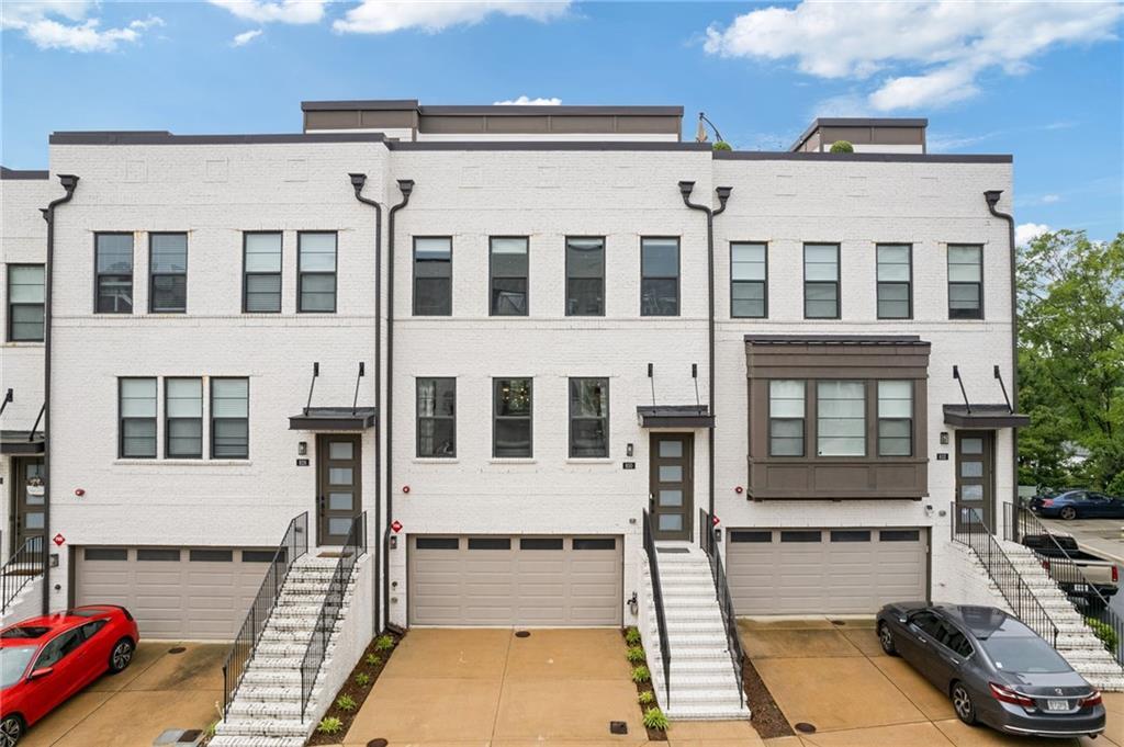 830 Stone Ridge Ln., Atlanta, GA 30324