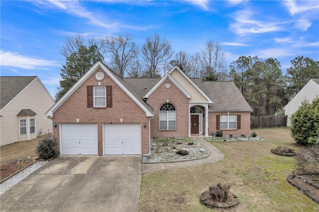 1515 Brisbane Dr., Dacula, GA 30019