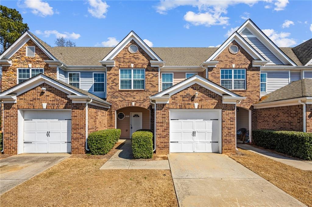 321 Village Dr., Loganville, GA 30052