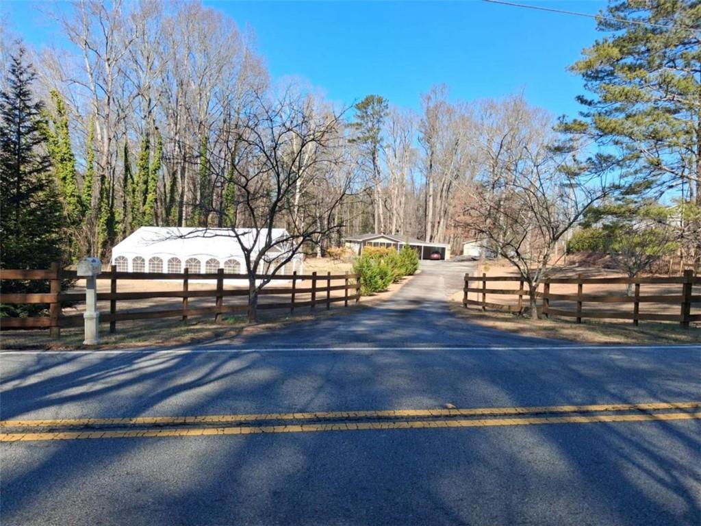 5110 Hill Rd., Powder Springs, GA 30127