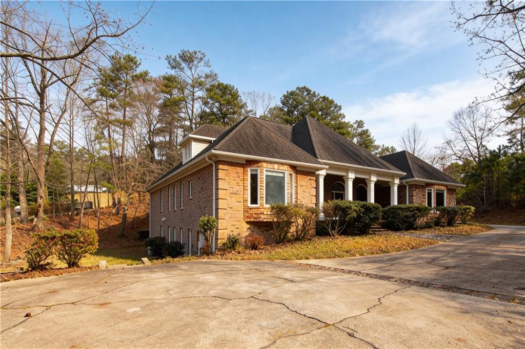 10060 Buice Rd., Alpharetta, GA 30022