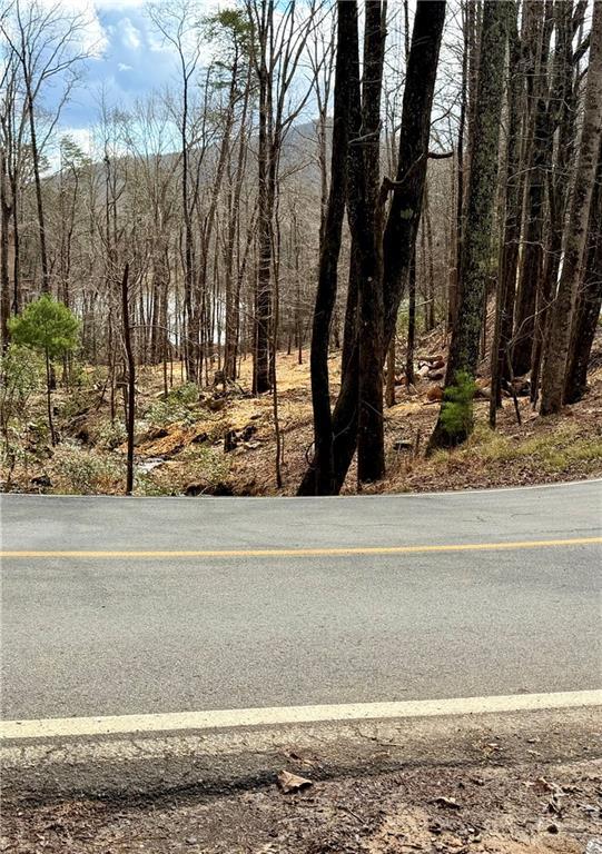 431 Tamarack Dr., Jasper, GA 30143