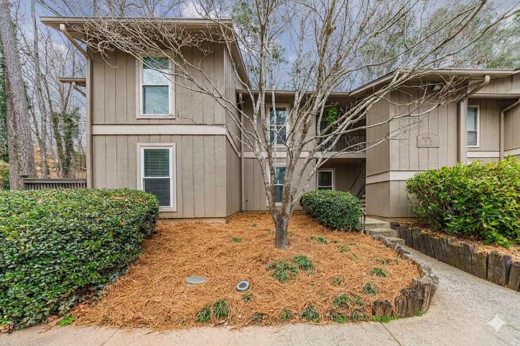 8740 Roswell Rd. #6A, Atlanta, GA 30350