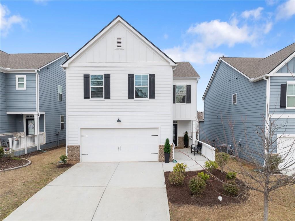 5751 Turnstone Tr., Flowery Branch, GA 30542