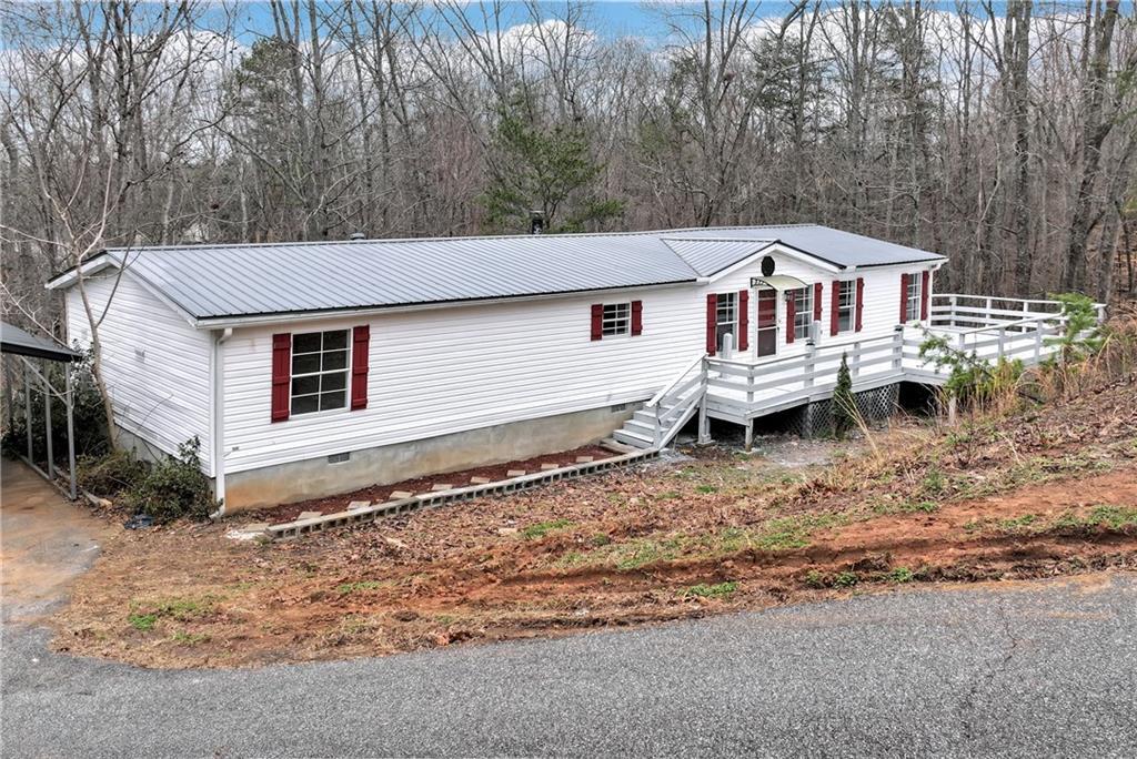 660 Shenandoah Dr., Dahlonega, GA 30533