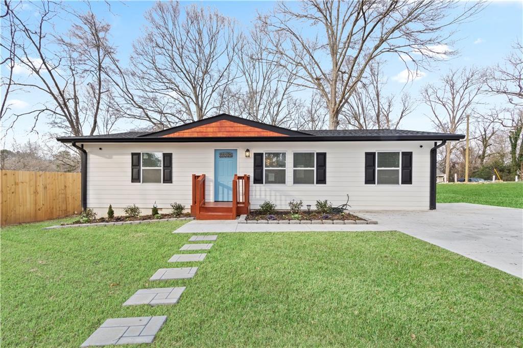 586 High Dr., Forest Park, GA 30297