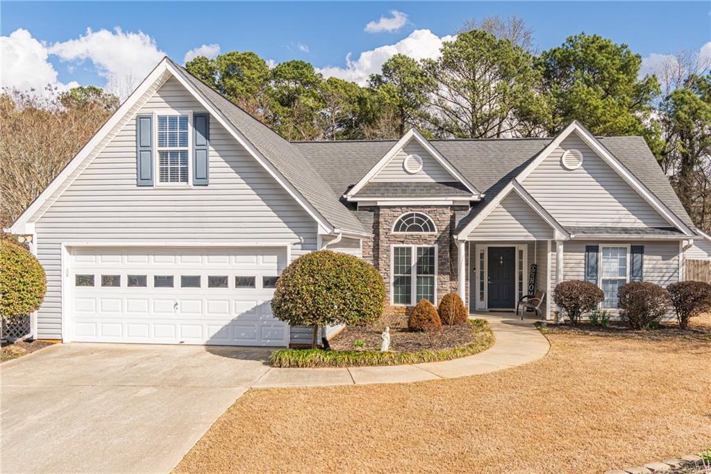 6348 Wilmington Way, Flowery Branch, GA 30542