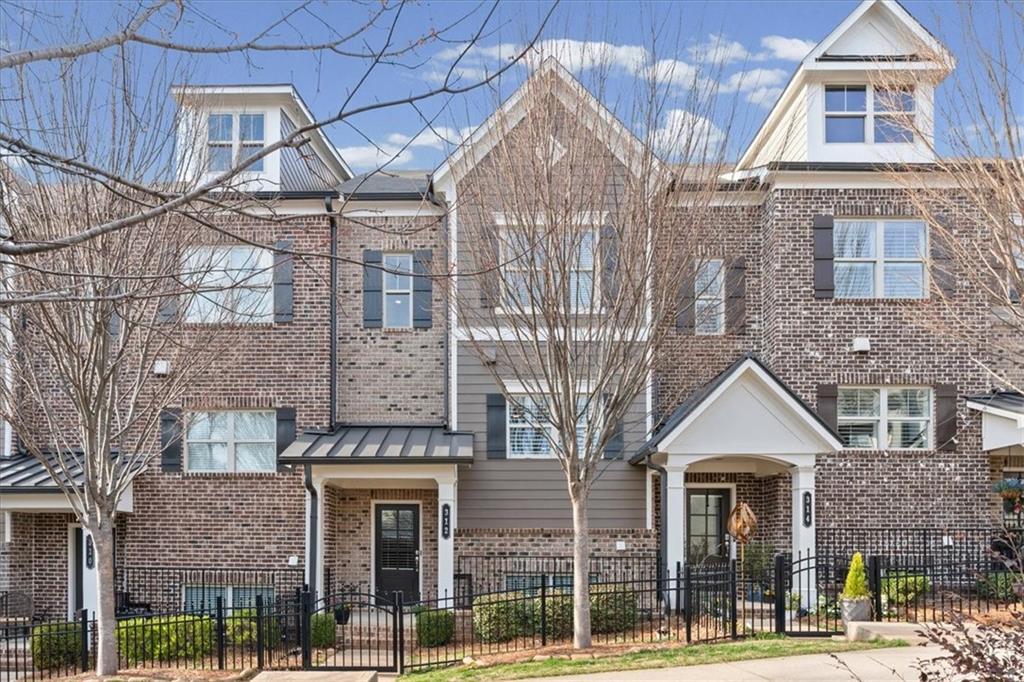 312 Lantana Ln., Woodstock, GA 30188