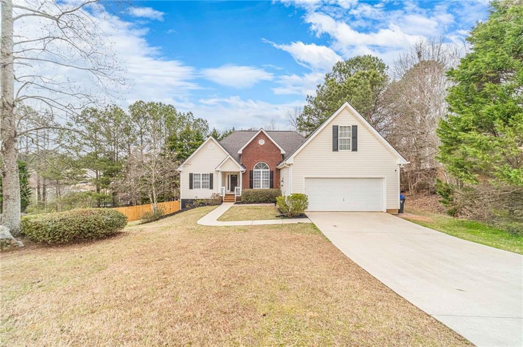 522 Towler Shoals View, Loganville, GA 30052