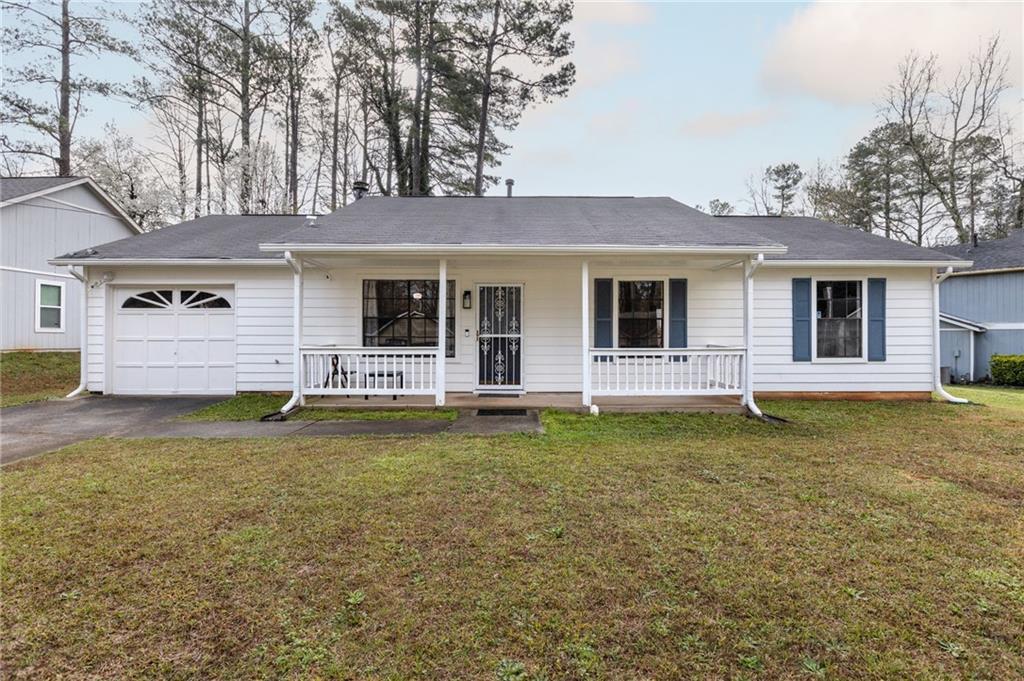 5328 Biffle Down Rd., Stone Mountain, GA 30088