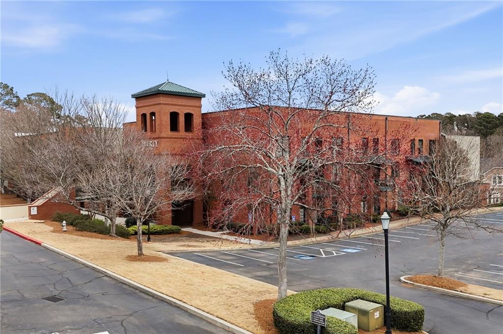 1843 Liberty Ln., Roswell, GA 30075